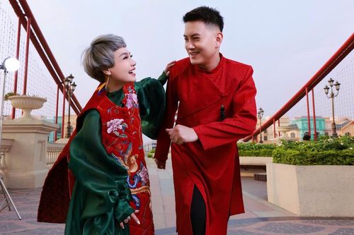 Ca sĩ Ngọc Khuê chào năm mới bằng năng lượng tràn đầy
