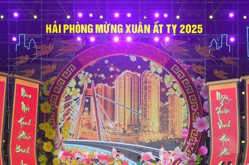 Hoành tráng chương trình nghệ thuật đêm Giao thừa tại Hải Phòng