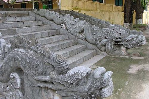 Câu chuyện truyền thông qua những năm Tỵ trong lịch sử