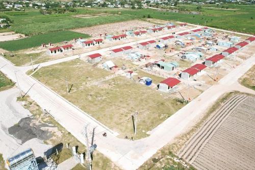 Gia Lai: Ngôi làng 'nhiều không' biệt lập giữa đại ngàn và mùa xuân đầu tiên