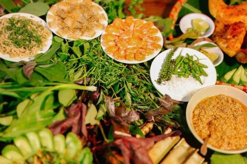 Gỏi lá món ăn chứa đựng tinh hoa của núi rừng Tây Nguyên