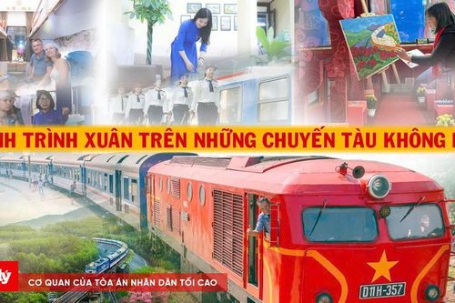 Hành trình xuân trên những chuyến tàu 'không ngủ'