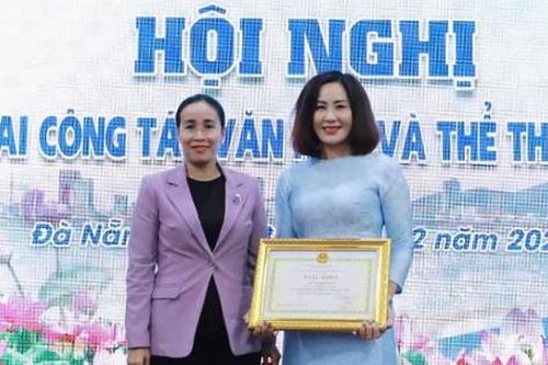 'Bông hồng thép' Pencak Silat, thắp lửa đam mê võ sĩ trẻ