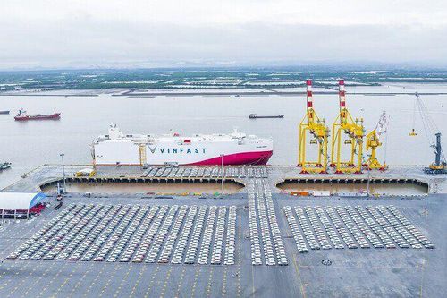 Doanh nghiệp Việt được gì khi chọn vươn ra biển lớn?