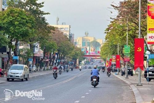 Giao thông thuận lợi ở nội thành Biên Hòa sáng Mùng 1 Tết