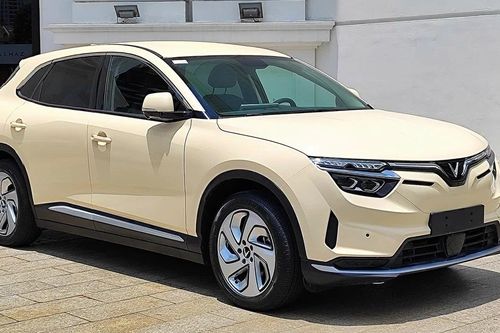 VinFast VF 8 2025: Xe điện sang trọng, hiện đại với giá gần 2 tỷ đồng