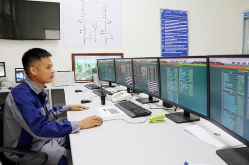 Khơi nguồn sáng từ các công trình thủy điện