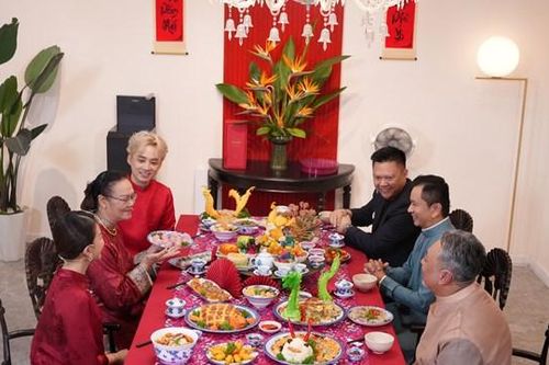 Siêu Bếp – Tập 4: Nghệ nhân Hồ Đắc Thiếu Anh và Thu Tâm tái hiện mâm cỗ Tết hai miền Trung – Nam đậm đà hương vị quê nhà