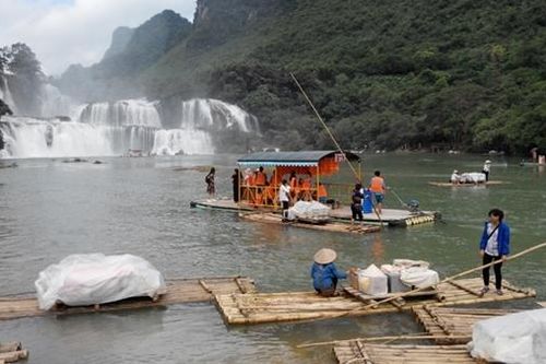 Thác ghềnh muôn nỗi sơn khê