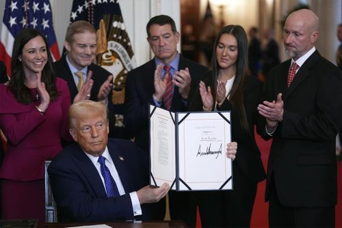 Ông Donald Trump mở rộng nơi có thể giam 30.000 người nhập cư phạm tội ở Vịnh Guantanamo