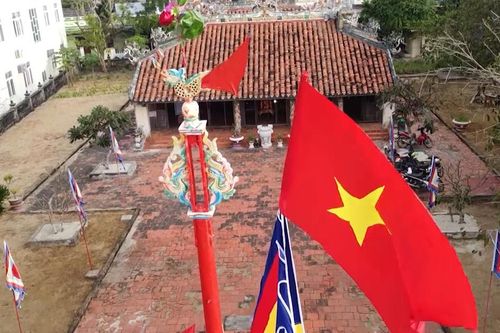 Cây nêu ngày Tết trên quê hương Hải đội Hoàng Sa