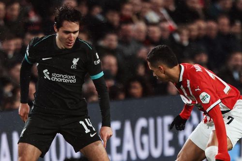 Kết quả Champions League: Liverpool bất ngờ thất bại, Barcelona hòa kịch tính