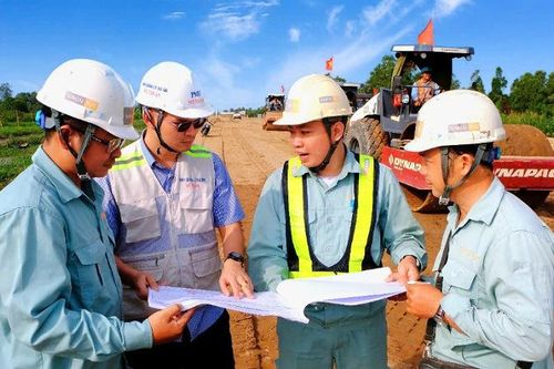 Thi công xuyên Tết tuyến cao tốc Cần Thơ-Cà Mau