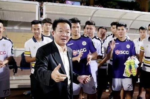 CLB Hà Nội đang cần tiếng nói của bầu Hiển?
