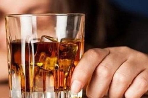 Biểu hiện của say rượu và ngộ độc rượu ngày Tết khác nhau như thế nào mà rất nhiều người nhầm lẫn?