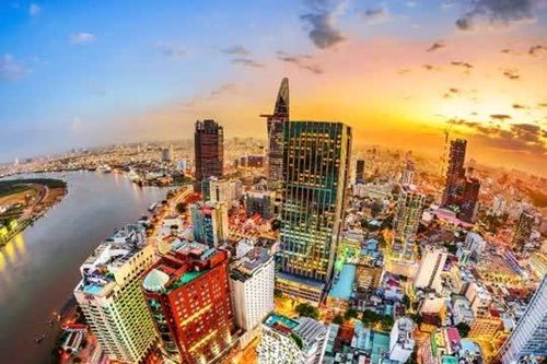 Kinh tế Việt Nam 2024: Tăng trưởng mạnh mẽ bất chấp khó khăn toàn cầu