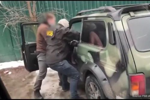 Người đàn ông Nga bị bắt vì tình nghi thực hiện hành vi khủng bố cho Ukraine