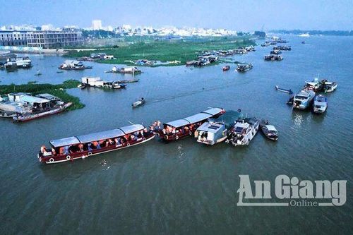 Vi vu An Giang những ngày Tết