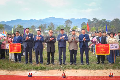 Điện Biên Đông khai mạc Hội xuân Ất Tỵ
