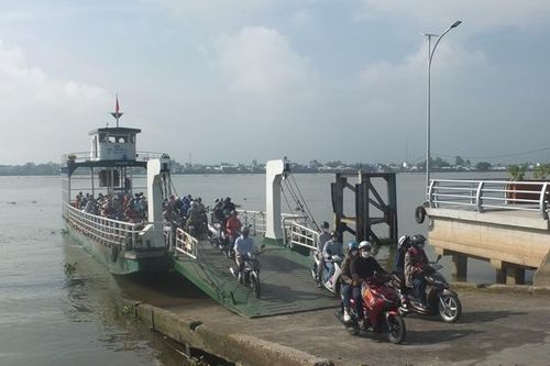 Bảo đảm giao thông đi lại và thông tin liên lạc thông suốt trong dịp Tết Nguyên đán