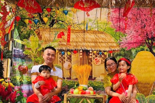 Mùng 2 Tết: Người dân Gia Lai nô nức xuất hành, du xuân