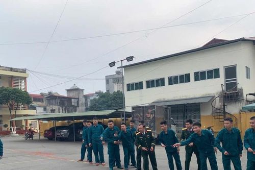 Tổ chức hoạt động vui chơi cho cán bộ, chiến sĩ dịp tết Nguyên đán