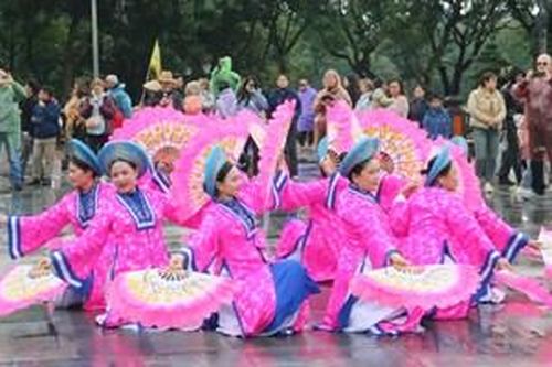 Đại Nội Huế 'hút' khách đầu năm