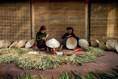 Trên đường xuân di sản