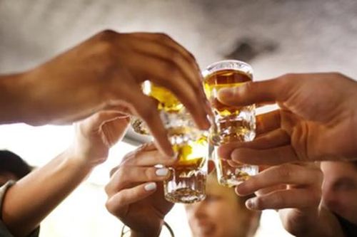 Có nên dùng thuốc giải rượu?