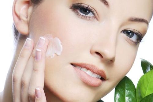 6 cách chăm sóc da khi đi du lịch
