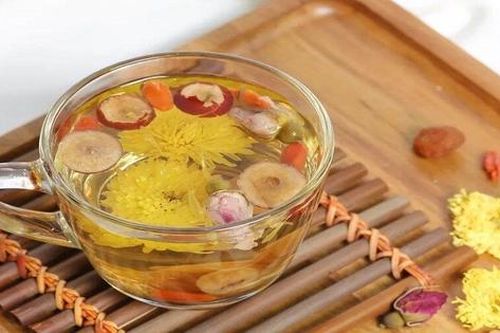 Cách chọn trà ngon và tốt cho sức khỏe cho ngày Tết