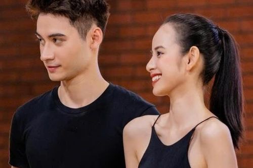Tuấn Ngọc chia tay Hương Liên