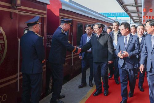 Đường sắt thì phải hiện đại