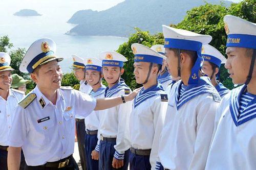Xây dựng Đảng bộ vững mạnh, tạo nên sức mạnh chiến đấu của Quân chủng Hải quân