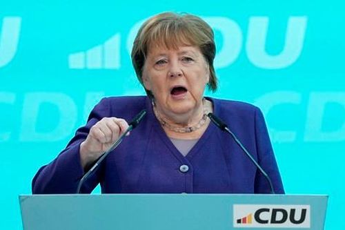 Cựu Thủ tướng Đức Angela Merkel phá vỡ im lặng