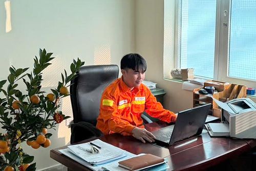 Đầu năm trò chuyện với Tổ trưởng Trạm biến áp 220kV xa xôi nhất Việt Nam