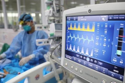 Thấy 5 dấu hiệu này nên đi viện ngay, không chờ qua Tết