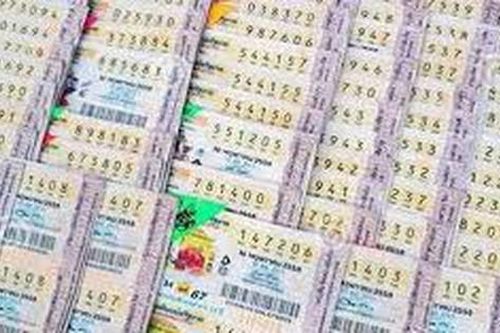 Phát vé số cho nhân viên, biết trúng thưởng 21 tỷ đồng, công ty liền đòi lại