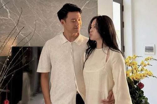Vợ đẹp như Hoa hậu của trung vệ Thành Chung khoe nhiều khoảnh khắc mật ngọt