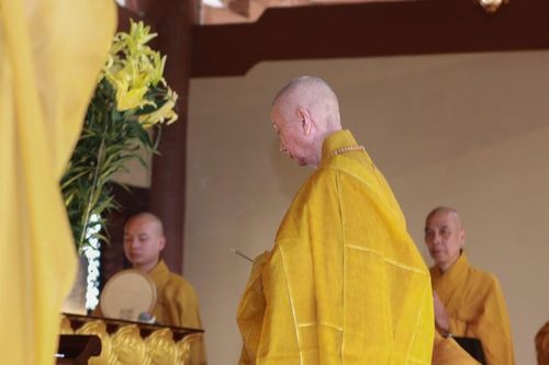 Khai đàn Pháp hội Dược Sư ngày mùng 3 Tết tại chùa Huê Nghiêm