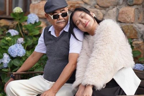 NSND Việt Anh: 'Tôi như được tái sinh khi yêu bạn gái kém 36 tuổi'