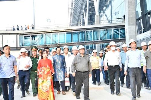 Thủ tướng Phạm Minh Chính kiểm tra Dự án Nhà ga T3 Cảng hàng không quốc tế Tân Sơn Nhất