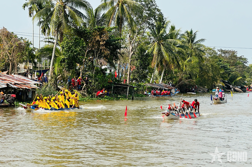 Sóc Trăng: 92 đội sôi nổi tranh tài Giải bơi đua vỏ lãi truyền thống