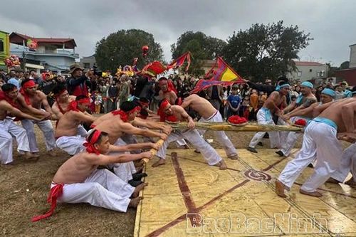 Hào hứng hội thi kéo co làng Hữu Chấp