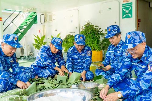 Đón Tết ở nơi đầu sóng ngọn gió