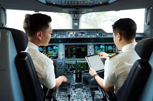Hé lộ mức lương 'khủng' của phi công các hãng bay Việt Nam