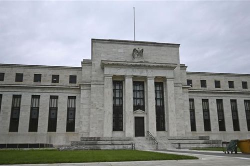 Cựu cố vấn cấp cao của Fed bị buộc tội làm gián điệp kinh tế