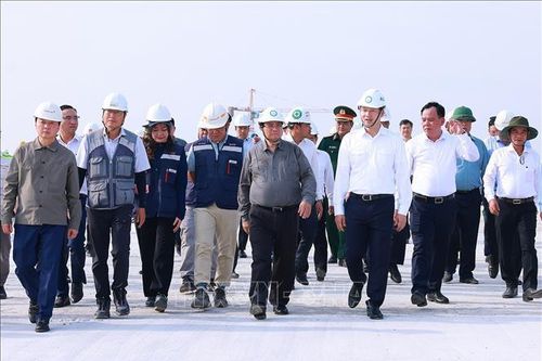 Thủ tướng kiểm tra dự án đường Vành đai 3 TP Hồ Chí Minh đoạn qua tỉnh Đồng Nai
