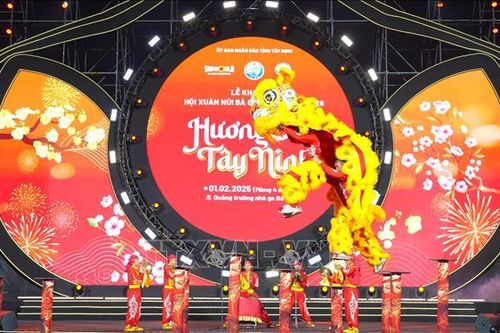 Khai mạc Hội Xuân núi Bà Đen