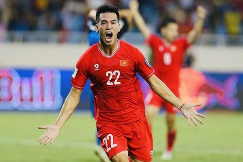 Tiến Linh dẫn đầu cuộc đua Quả bóng vàng 2024
